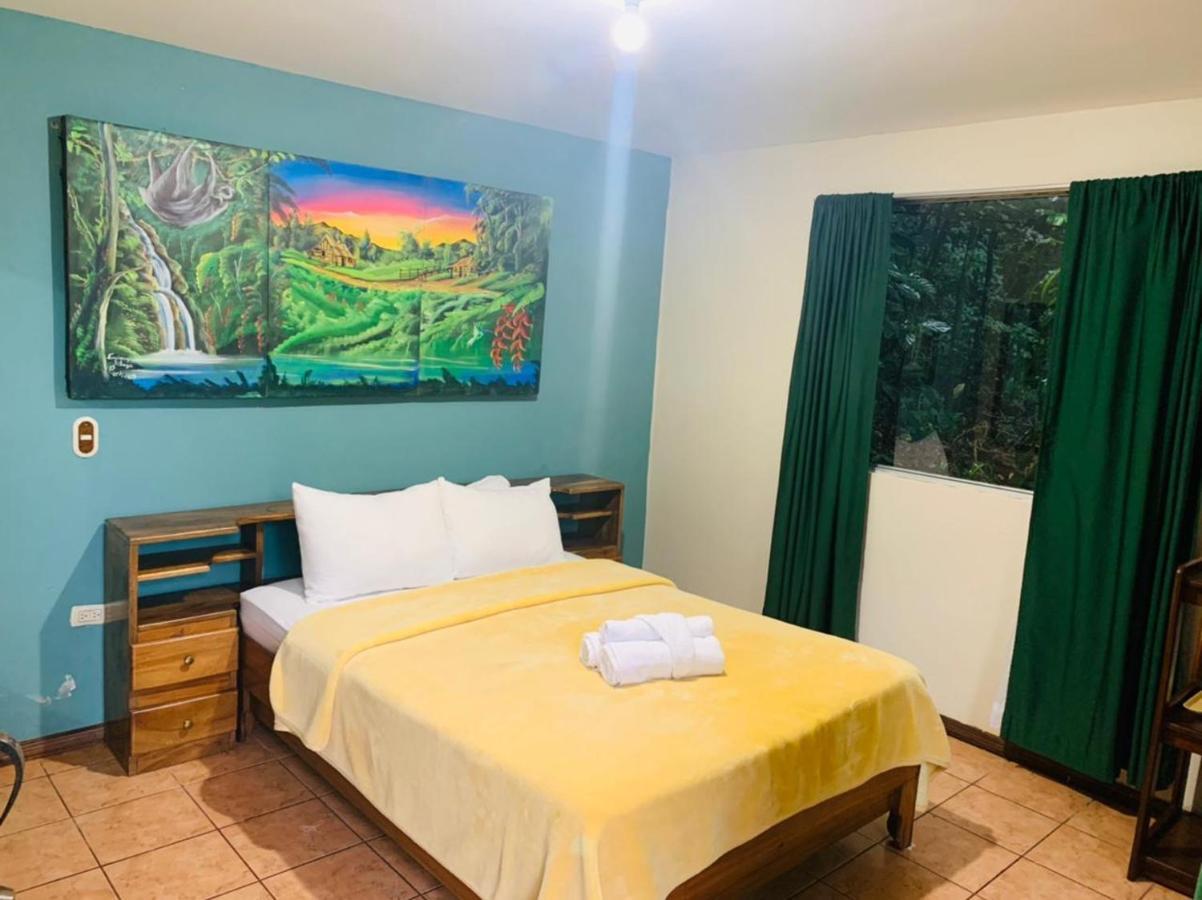 Hotel Quetzal Inn Monteverde Bagian luar foto